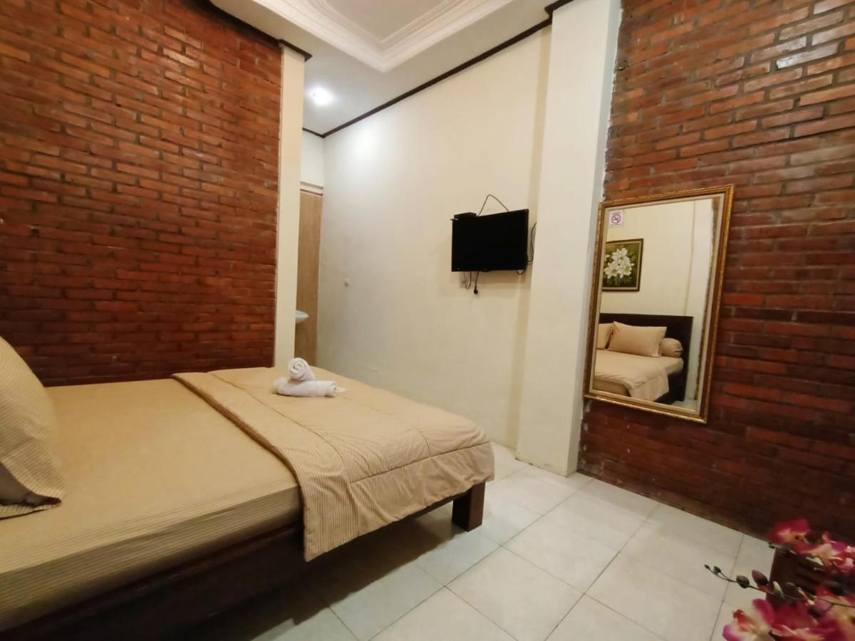 Rumah Kami Guest House Yogyakarta Ngoại thất bức ảnh