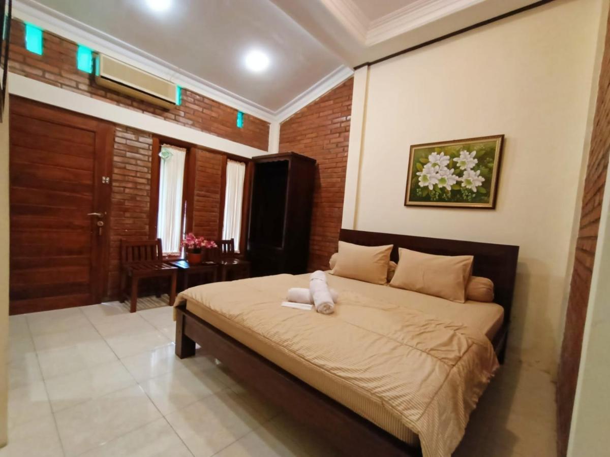 Rumah Kami Guest House Yogyakarta Ngoại thất bức ảnh