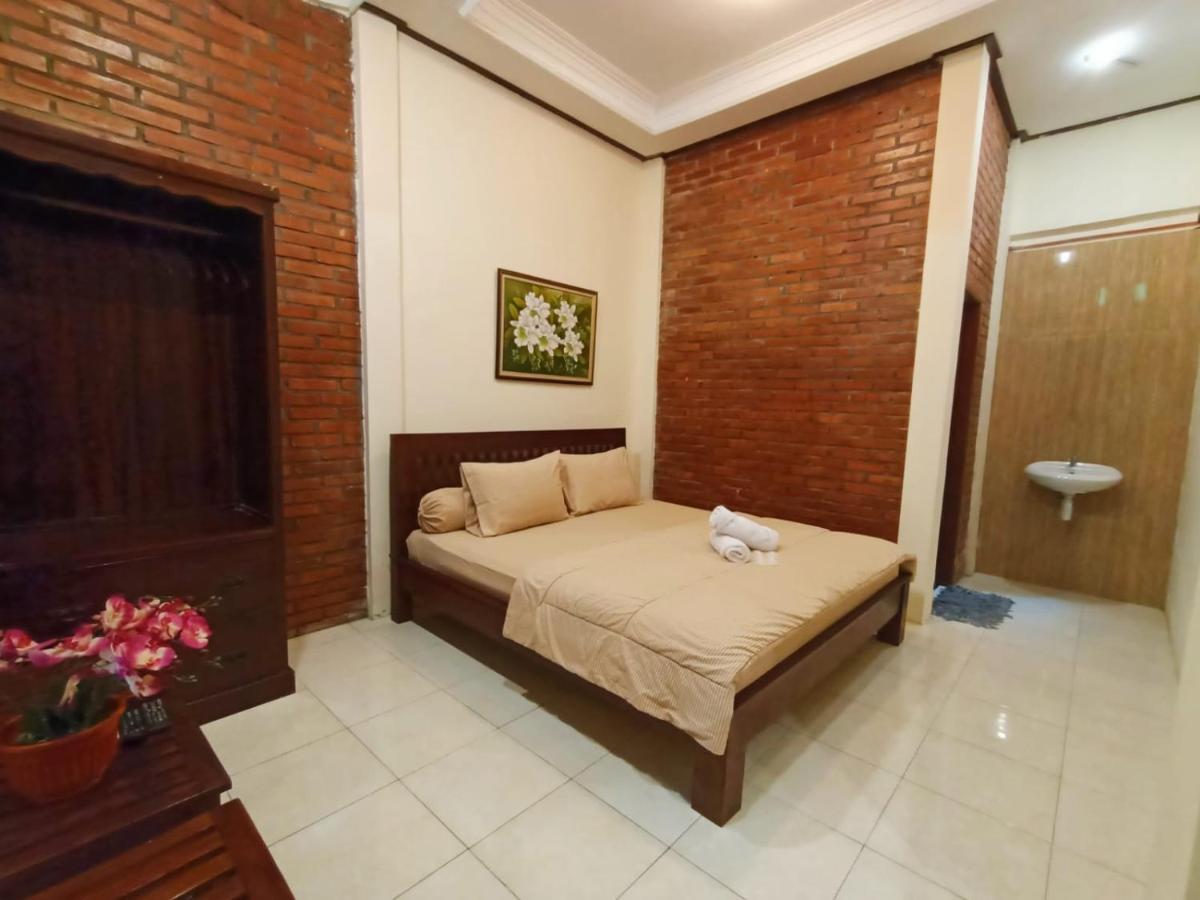 Rumah Kami Guest House Yogyakarta Ngoại thất bức ảnh