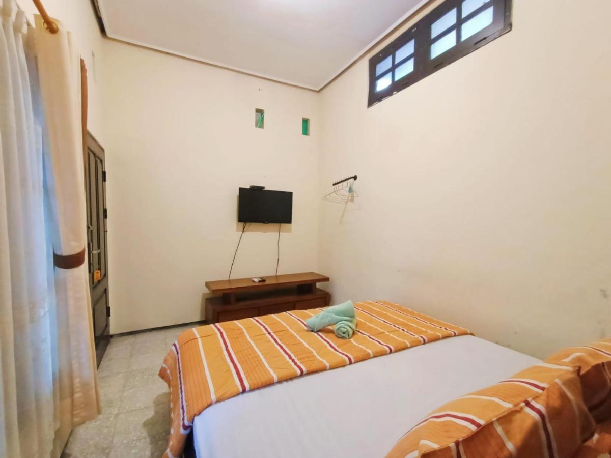 Rumah Kami Guest House Yogyakarta Ngoại thất bức ảnh