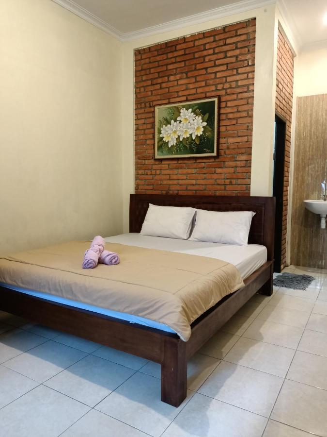 Rumah Kami Guest House Yogyakarta Ngoại thất bức ảnh